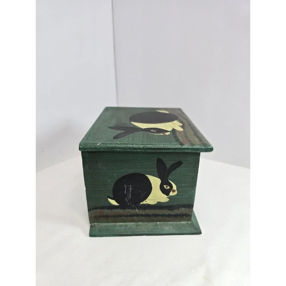 Vintage Hand Painted Wood Rabbit Box Folk Art Bunny Hinged Trinket Storage Decor